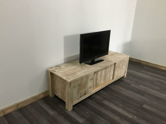 Steigerhouten TV meubel Lutsen